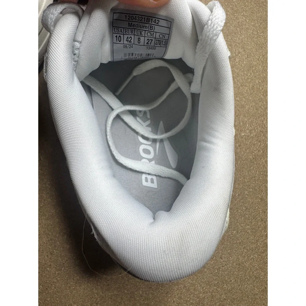 Brooks Ghost Max White Leather Running Shoes Womens 10 Medium 1204321B142